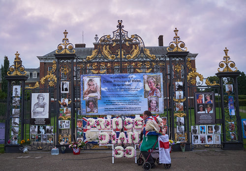 Forever in Our Hearts: Exploring the Enduring Legacy of Princess Diana and the Passionate super-fan keeping Her Memory Alive-The Scoin Shop