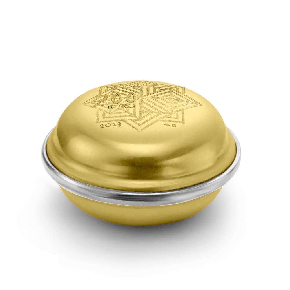 Pierre Hermé Macaron €200 Gold Coin