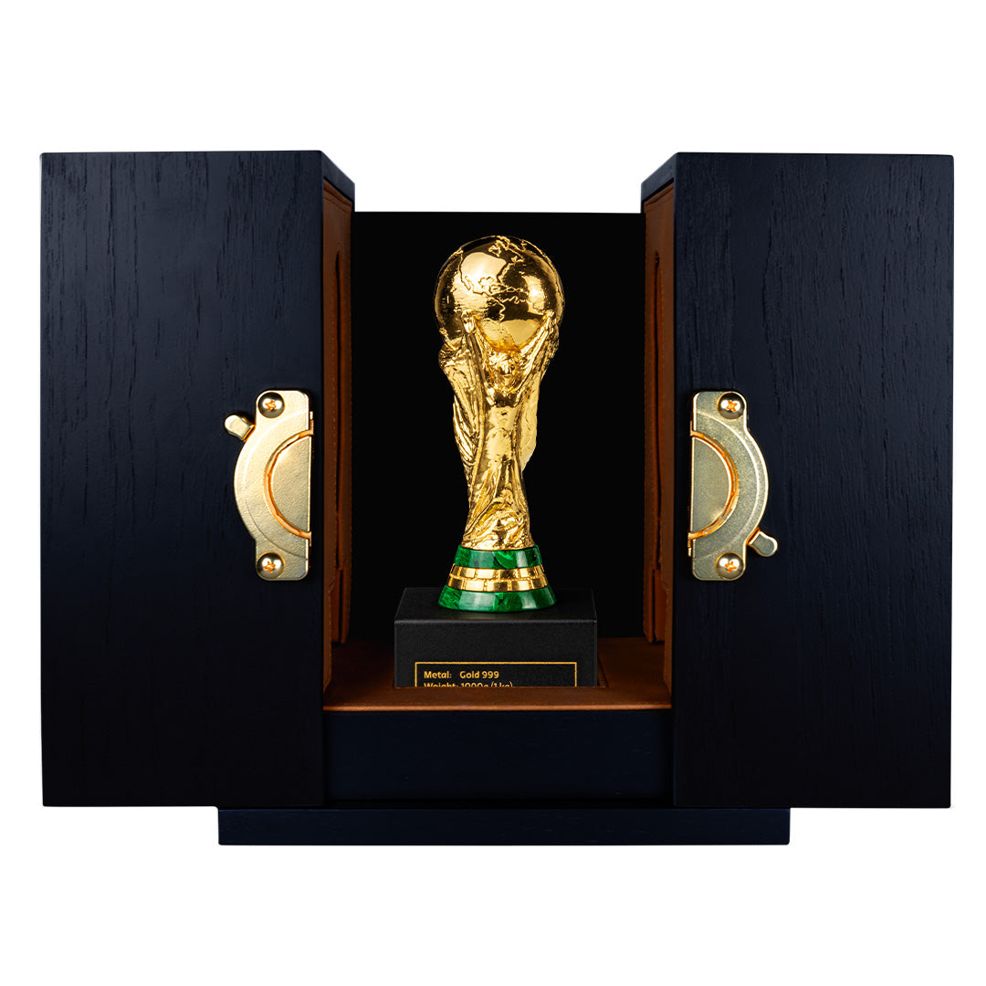 FIFA World Cup Trophy™ 1 Kilo Gold Replica