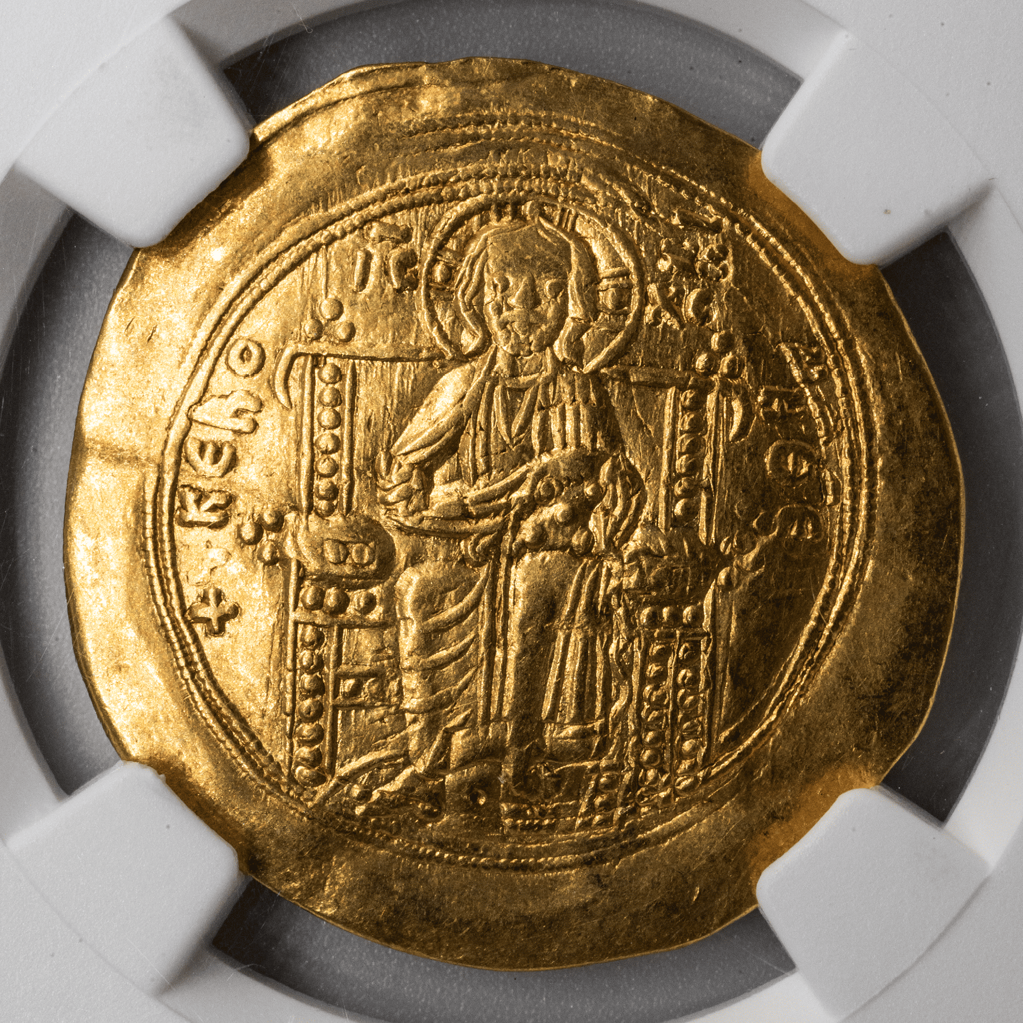 John II Komnenos – Hyperpyron (Christ Seated / Virgin Crowning Emperor)